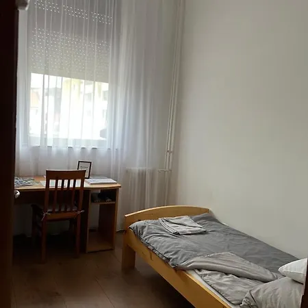 Apartment Wiener Garden Gyor