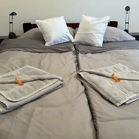Wiener Garden Apartment *